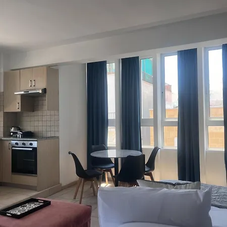 Phaedrus Living Hoopoe Residencies 207 Apartamento *